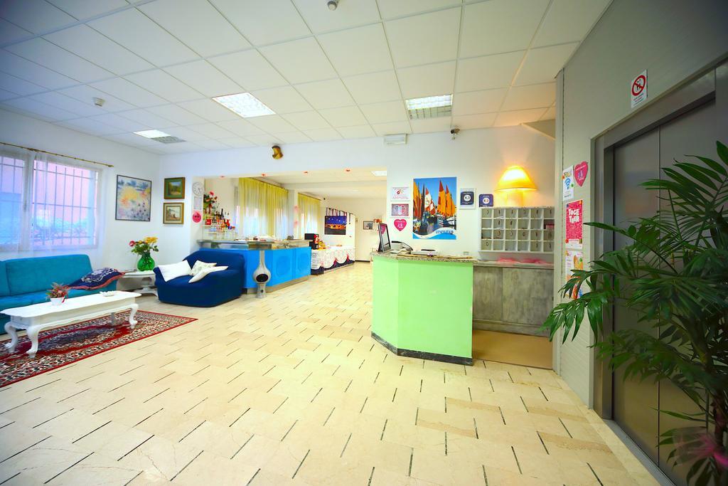 Hotel Majorca Cesenatico Kültér fotó